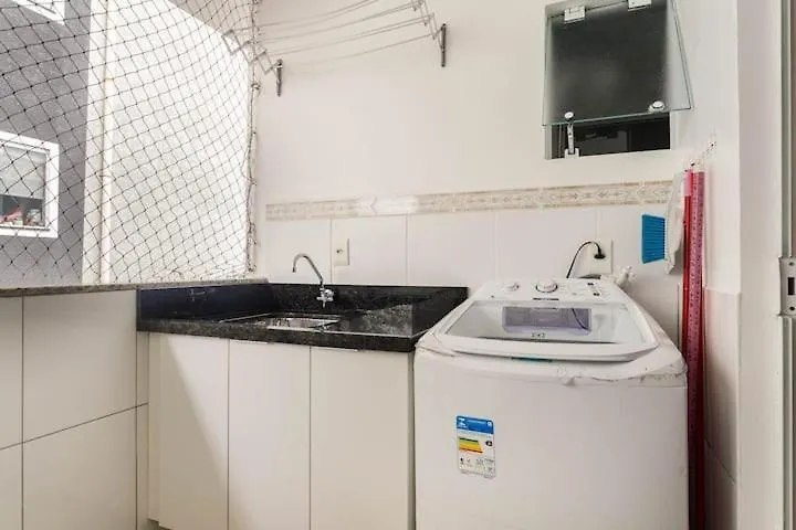 Self Check-In Wi-Fi , 2 Garagens, Home-Officce, Ar Quente E Frio Florianopolis Apartment