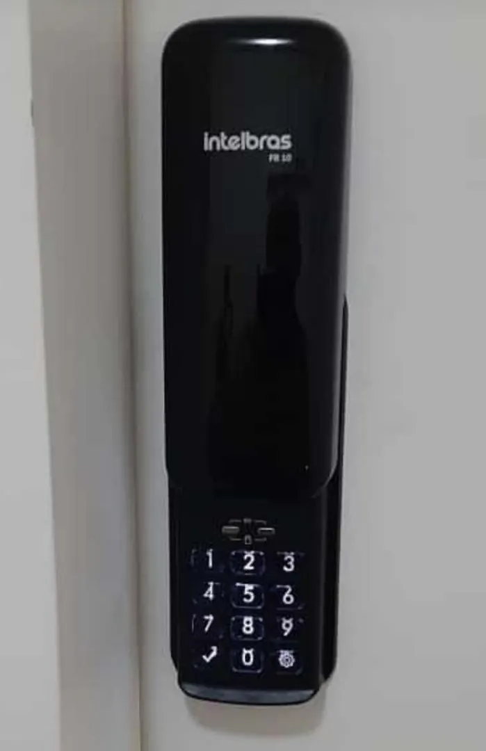 Apartment Self Check-In Wi-Fi , 2 Garagens, Home-Officce, Ar Quente E Frio Florianopolis