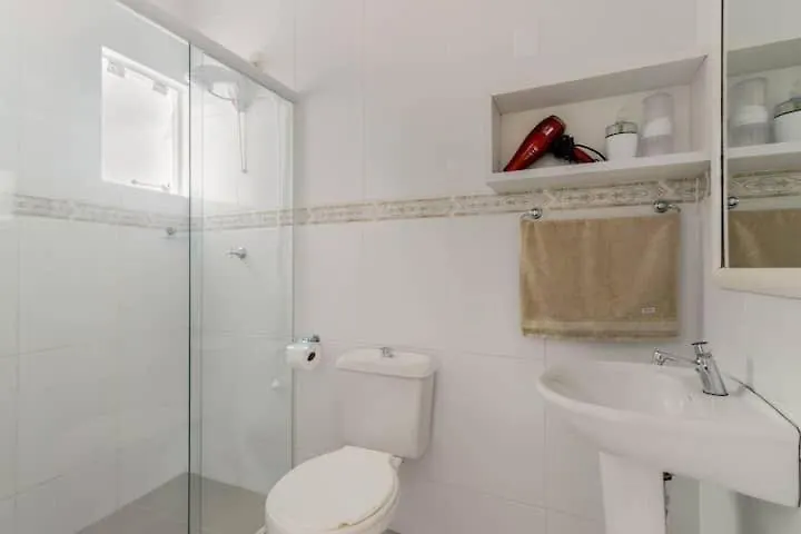 Apartment Self Check-In Wi-Fi , 2 Garagens, Home-Officce, Ar Quente E Frio Florianopolis
