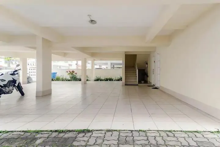 Apartment Self Check-In Wi-Fi , 2 Garagens, Home-Officce, Ar Quente E Frio Florianopolis